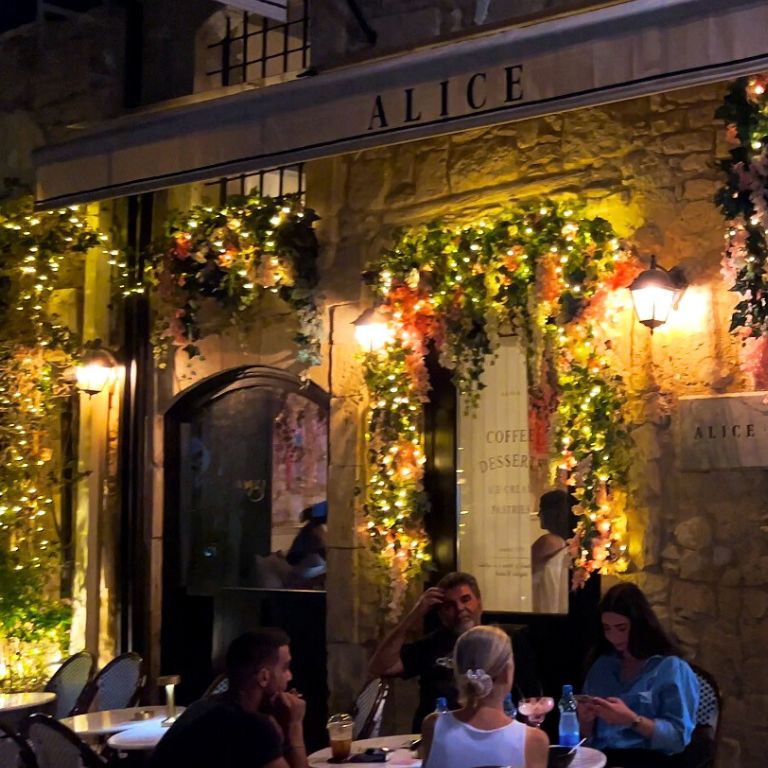 Alice Coffee and Deserts - Castle Square - Limassol